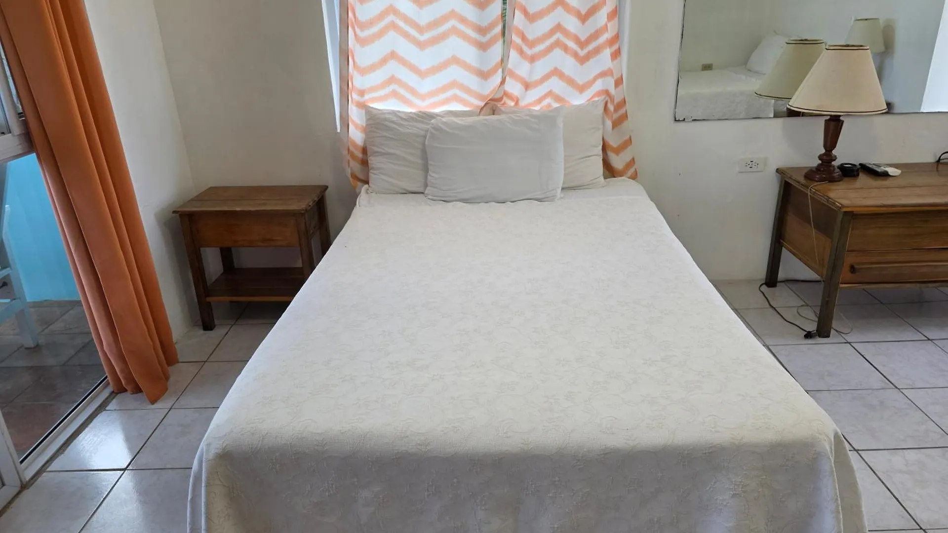 Home Sweet Home Resort Negril Hotel