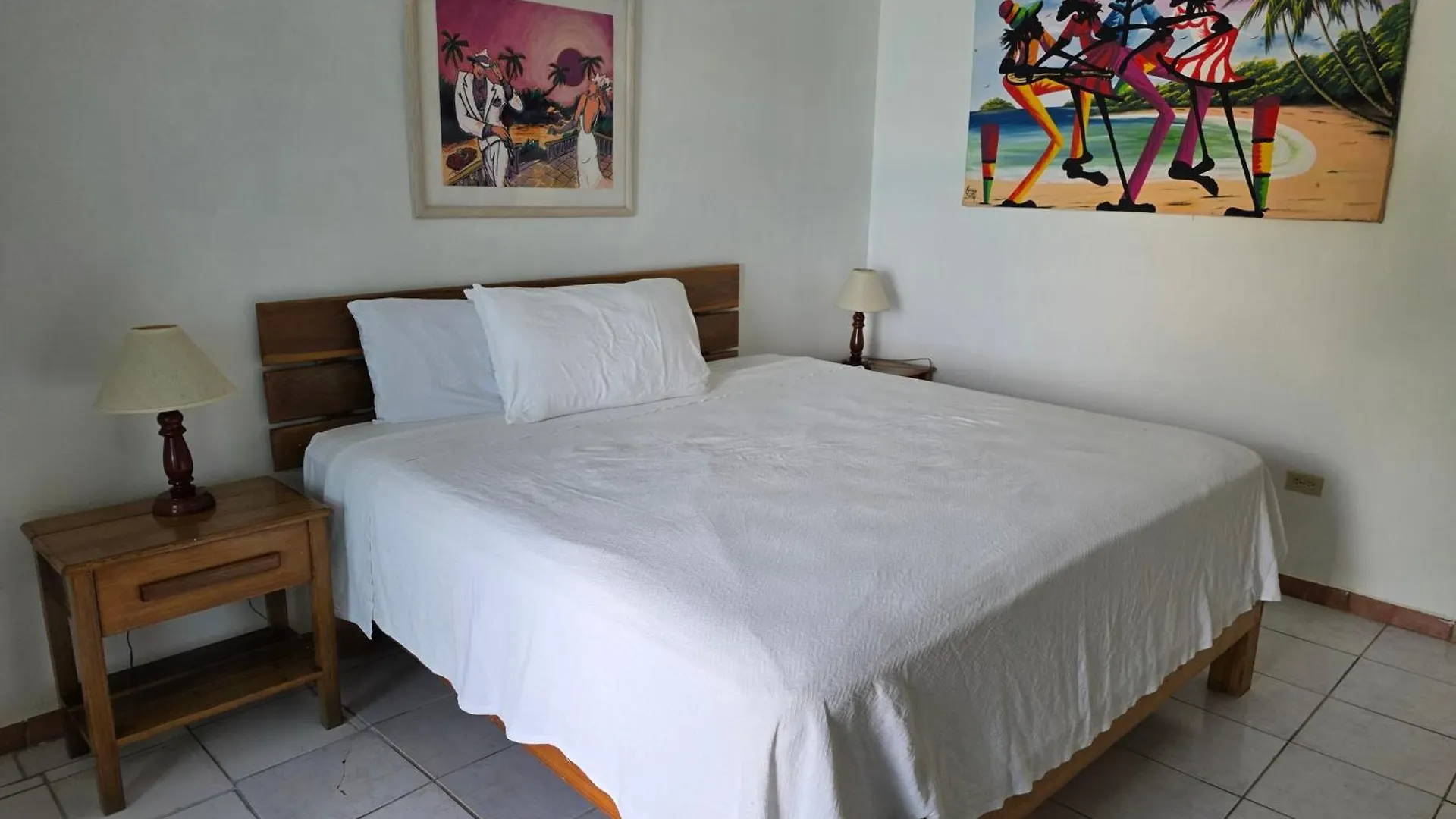 Home Sweet Home Resort Negril Hotel