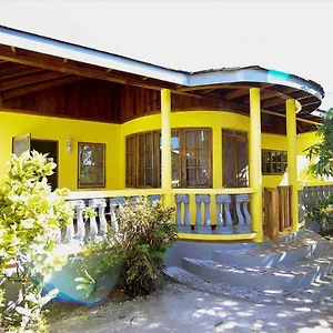 R&v Holiday home Negril